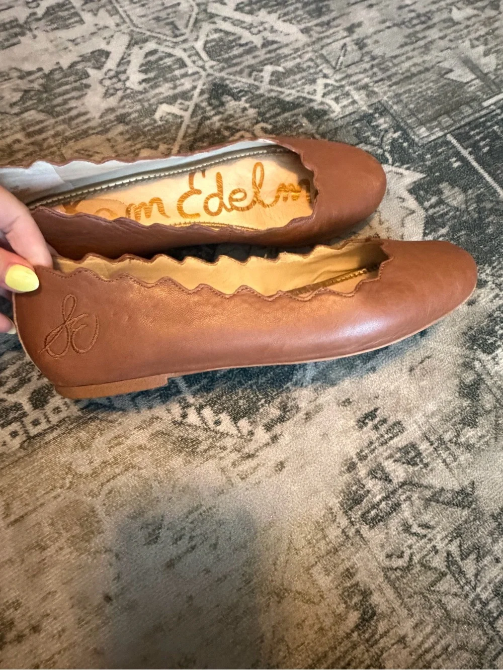 Sam Edelman Francis cognac leather ballet flats with scalloped edge trim size 8